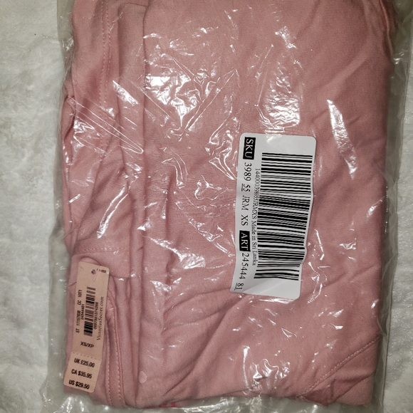 V-Neck - Picture 2 of 4